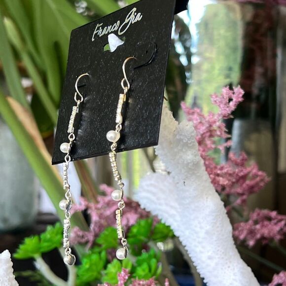 Gold / Pearl Franco Gia Water Fall Dangle Earrings $16ea / 3 for $25 - Picture 6 of 7